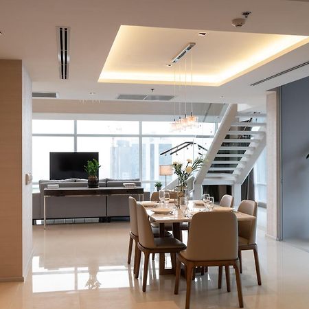 Jasmine 59 Hotel Bangkok Exterior foto A dining room in a modern home