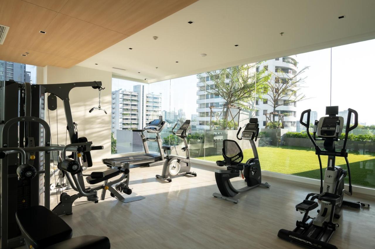 Jasmine 59 Hotel Bangkok Exterior foto The gym at the clubhouse