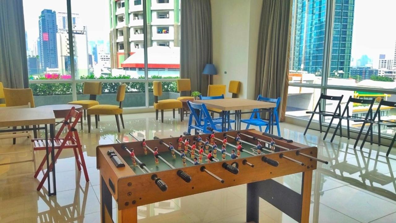 Jasmine 59 Hotel Bangkok Exterior foto The common area at the 10th floor